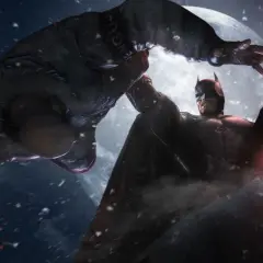 Batman z gry Batman Arkham Origins walczy z przeciwnikiem na tle księżyca.